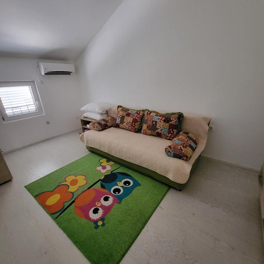 Mia Sorajic Apartment